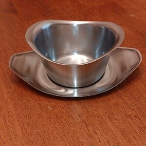 Vintage Stainless Steel Sauce Gravy Boat & Underplate Attached Japan